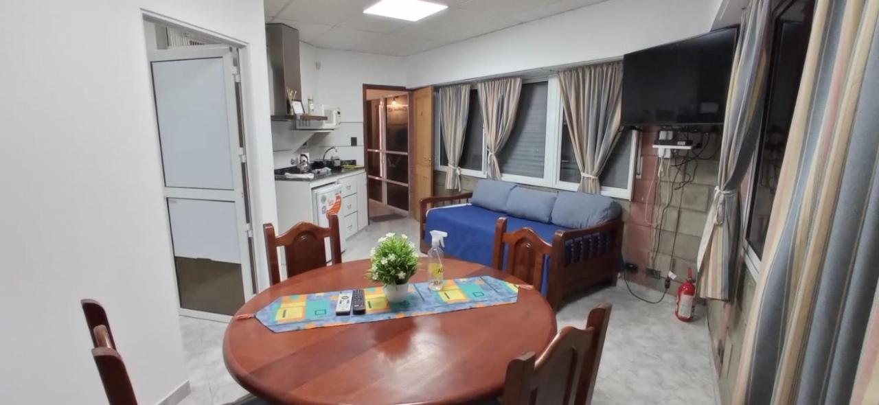 Look Departamentos Apartment Carhue Ngoại thất bức ảnh